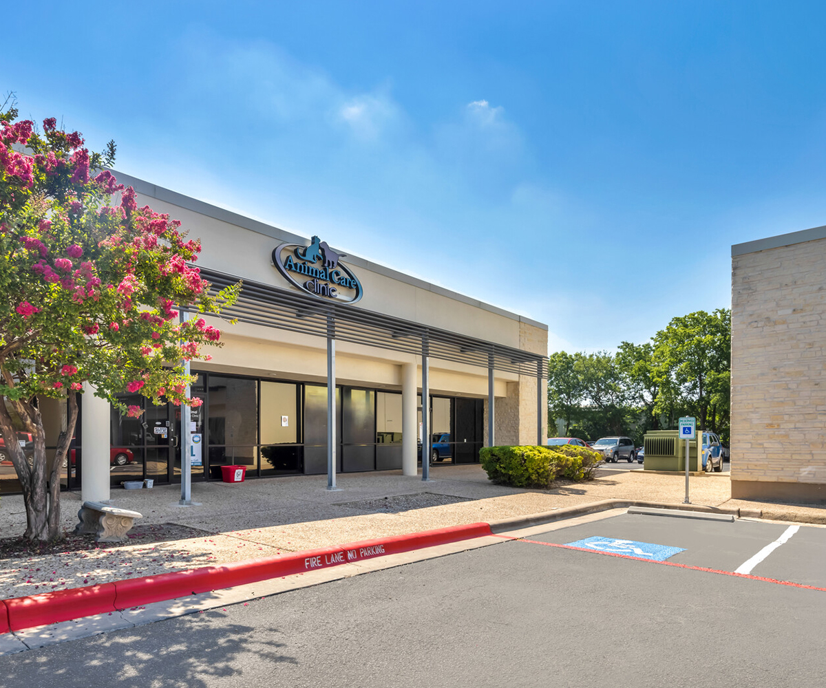 Triangle Center - Partners Real Estate