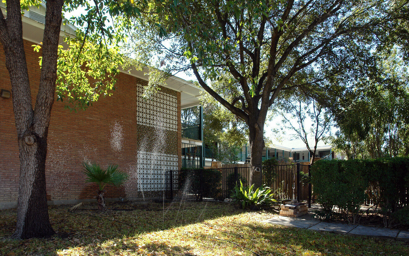 Partners Real Estate arranges sale of 14,283-sq.-ft. multifamily property in San Antonio