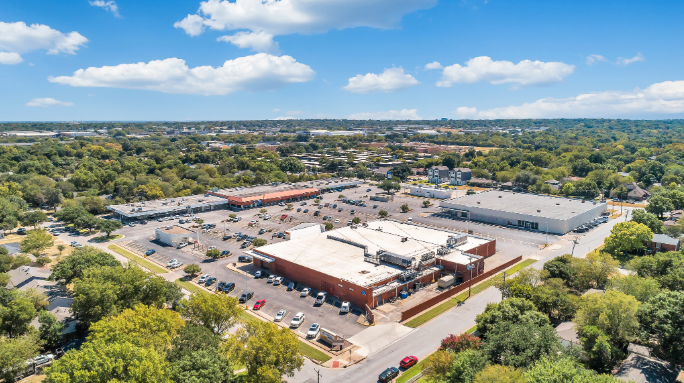 Westcliff Shopping Center - Partners Real Estate